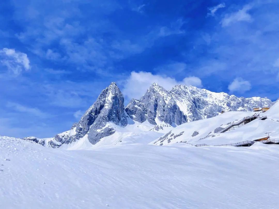 這，是壯美的玉龍雪山.jpg