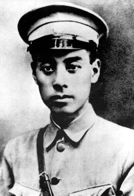 擔(dān)任黃埔軍校政治部主任期間的周恩來(lái).jpg