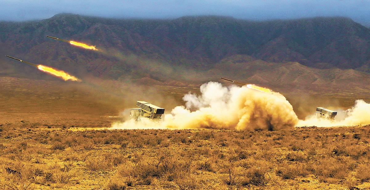 8月中旬，第77集團軍某旅開展實彈射擊訓練。田雨東攝.jpg